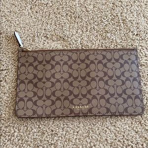 Brown Coach clutch/wallet